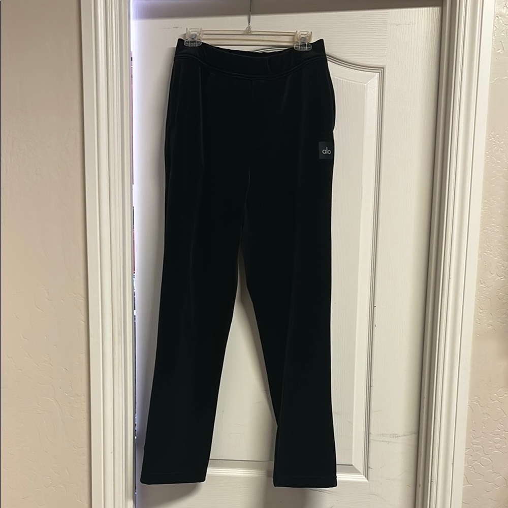 ALO Yoga Black Pants